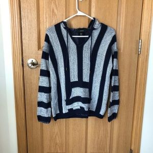 FOREVER 21 Knitted Sweatshirt with Hood